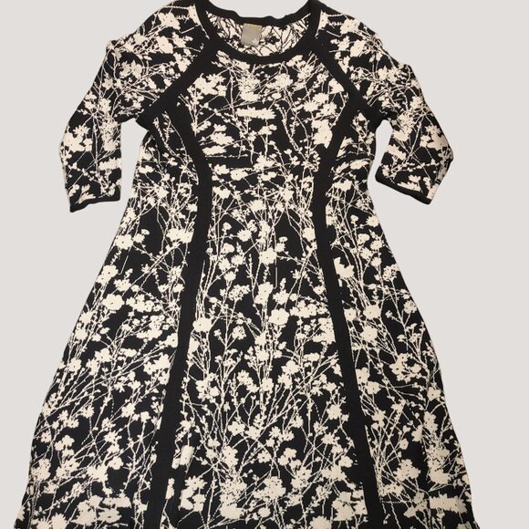 Taylor Dresses & Skirts - Taylor Size Large Womens Floral Print Black  White Dress Large Rayon Polyester